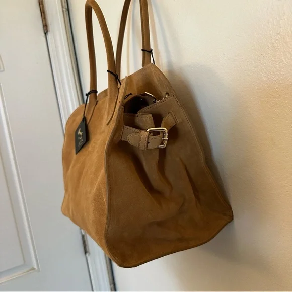 Claudia Firenze Tan Suede Row Handbag - Picture 3 of 7